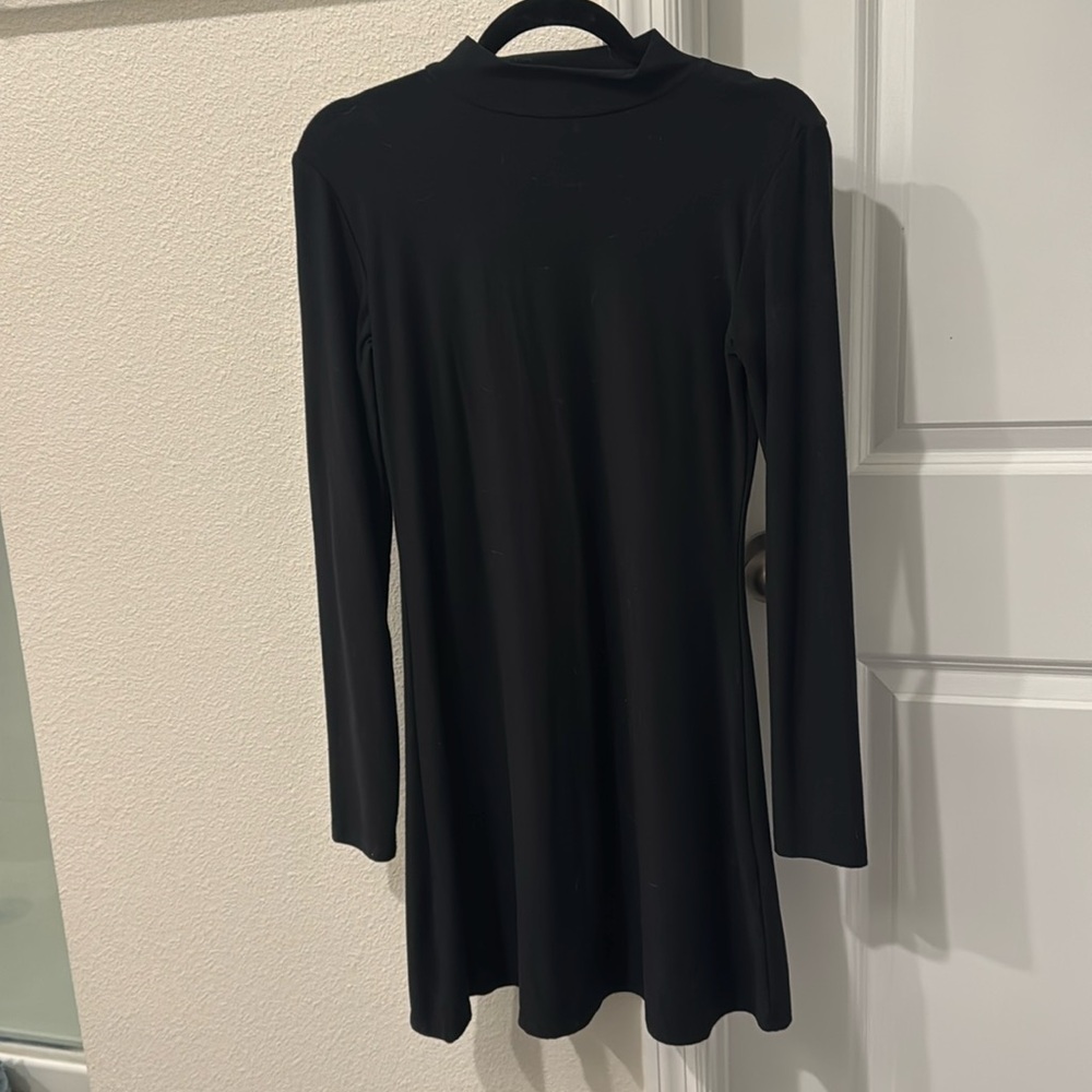 Women’s long sleeve black dress